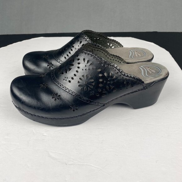 Dansko Skylar Eyelet Black Clog‎ Mules Comfort Shoes,Size 40/9.5-10,Womens - Picture 1 of 11